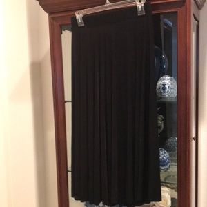 Beautiful black skirt by Bella Movement NWT